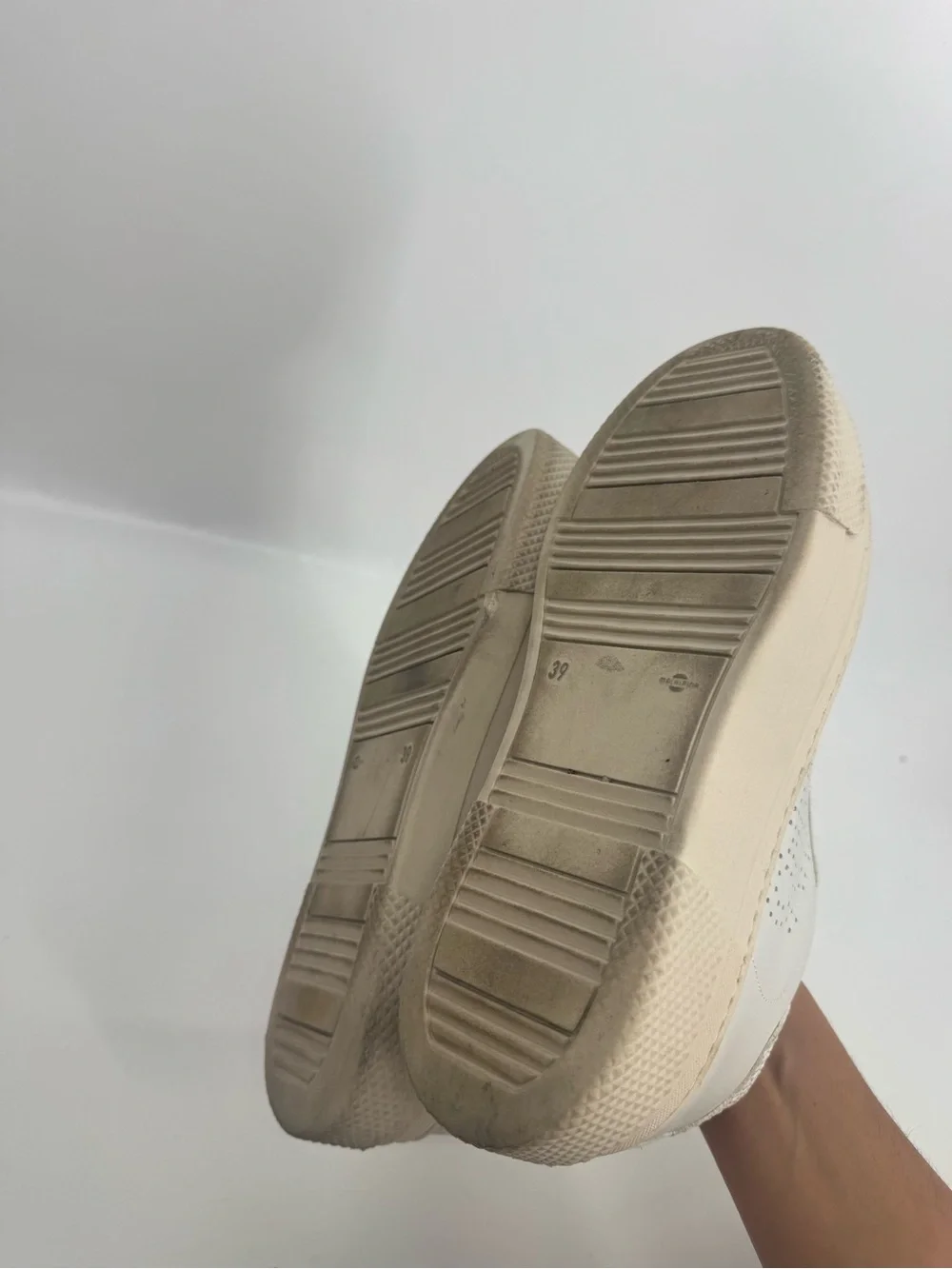 P448 Womens Beige Suede Platform Sneakers Cream Leather Lace Up Low Top Size 39